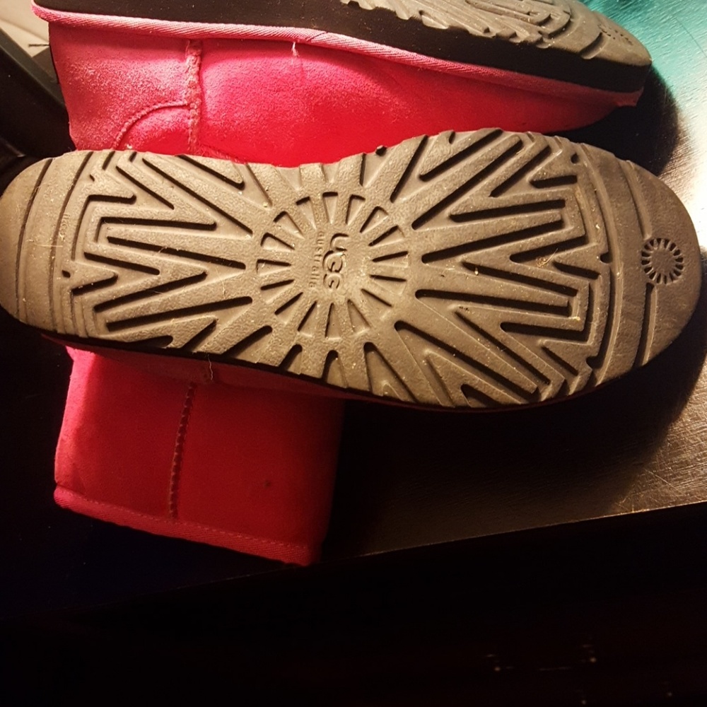 Pink Ugg boots - Picture 4 of 4